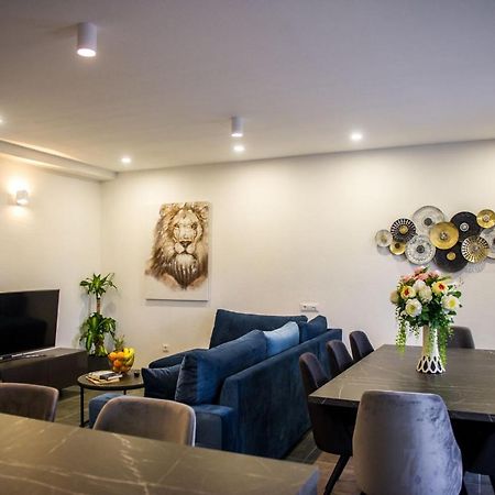 Apartment Lux Elba Kaštela Екстериор снимка
