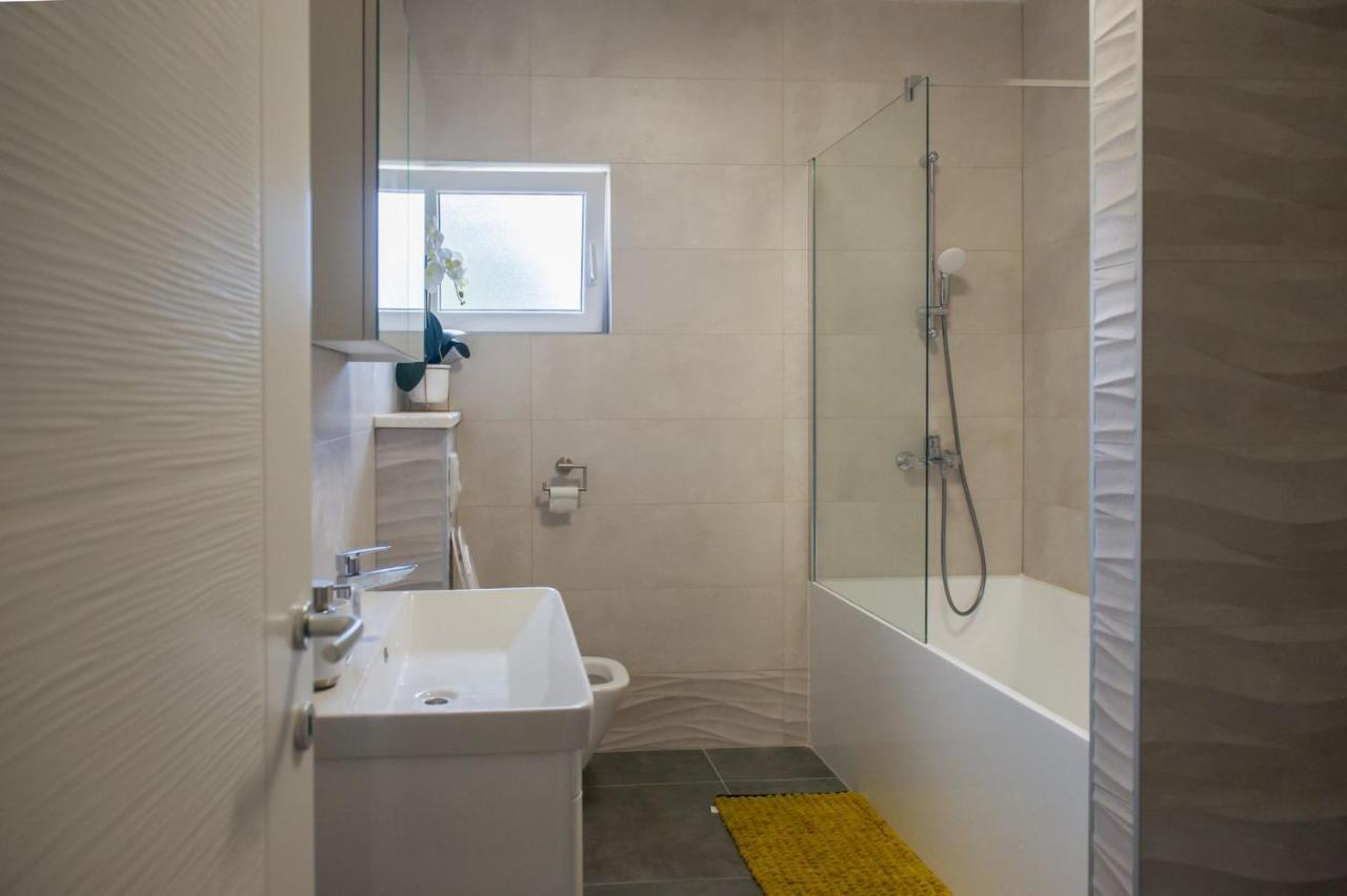 Apartment Lux Elba Kaštela Екстериор снимка
