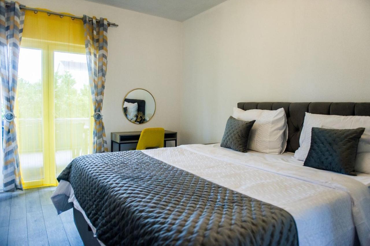 Apartment Lux Elba Kaštela Екстериор снимка